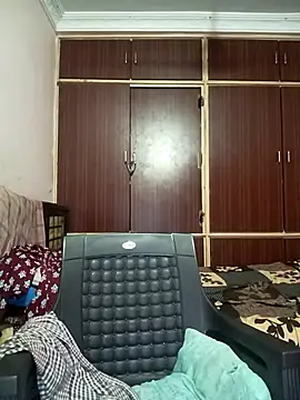 Snapshot of Mee_harini-telugupilla chatting on 29, 9, 2025 Mee harini-telugupilla online show from 29, 9, 2025