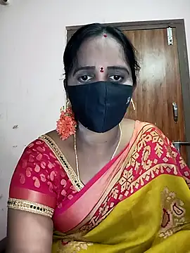 Snapshot of Mee_harini-telugupilla chatting on 4, 10, 2025 Mee harini-telugupilla online show from 4, 10, 2025