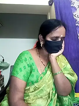 Snapshot of Mee_harini-telugupilla chatting on 29, 10, 2025 Mee harini-telugupilla online show from 29, 10, 2025