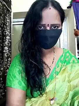 Snapshot of Mee_harini-telugupilla chatting on 19, 12, 2025 Mee harini-telugupilla online show from 19, 12, 2025