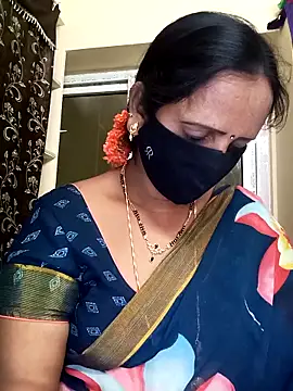 Snapshot of Mee_harini-telugupilla chatting on 21, 12, 2025 Mee harini-telugupilla online show from 21, 12, 2025