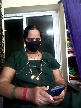 Snapshot of Mee_harini-telugupilla chatting on 13, 1, 2026 Mee harini-telugupilla online show from 13, 1, 2026