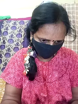 Snapshot of Mee_harini-telugupilla chatting on 13, 2, 2026 Mee harini-telugupilla online show from 13, 2, 2026