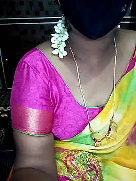 Snapshot of Mee_harini-telugupilla chatting on 8, 5, 2026 Mee harini-telugupilla online show from 8, 5, 2026