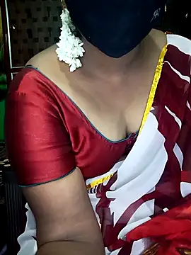 Snapshot of Mee_harini-telugupilla chatting on 11, 5, 2026 Mee harini-telugupilla online show from 11, 5, 2026
