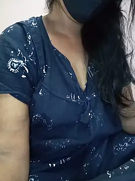 Snapshot of Mee_harini-telugupilla chatting on 17, 5, 2026 Mee harini-telugupilla online show from 17, 5, 2026