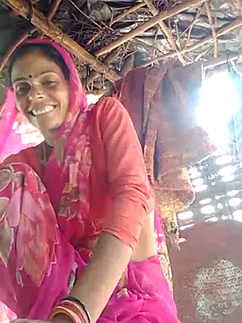 Snapshot of H_seema chatting on 2, 10, 2025 H seema online show from 2, 10, 2025