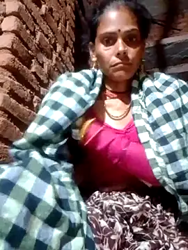 Snapshot of H_seema chatting on 5, 10, 2025 H seema online show from 5, 10, 2025