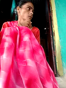 Snapshot of H_seema chatting on 2, 11, 2025 H seema online show from 2, 11, 2025