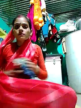Snapshot of H_seema chatting on 4, 11, 2025 H seema online show from 4, 11, 2025