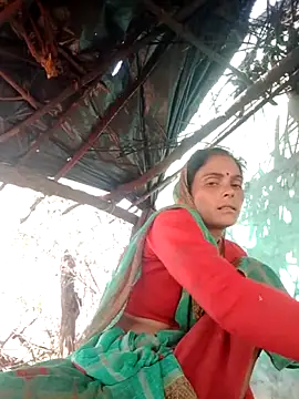 Snapshot of H_seema chatting on 8, 4, 2026 H seema online show from 8, 4, 2026