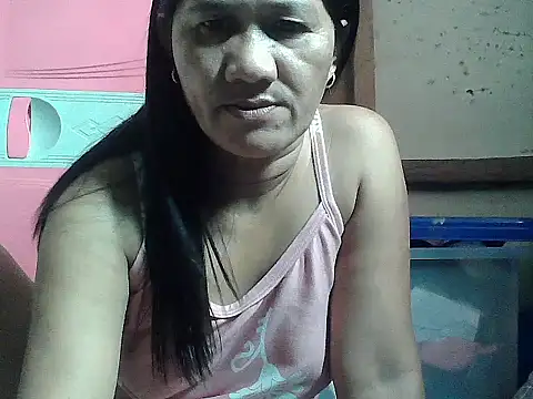 Snapshot of hotmama_063 chatting on 23, 9, 2025 hotmama 063 online show from 23, 9, 2025