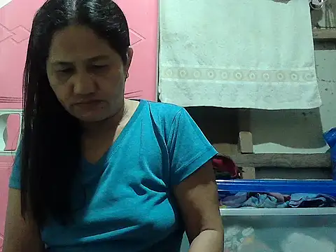 Snapshot of hotmama_063 chatting on 7, 10, 2025 hotmama 063 online show from 7, 10, 2025