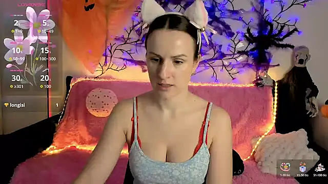Snapshot of Julia_Lia chatting on 29, 10, 2025 Julia Lia online show from 29, 10, 2025