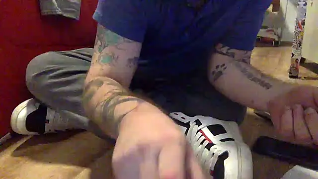 Snapshot of edger4lif3 chatting on 13, 9, 2025 edger4lif3 online show from 13, 9, 2025