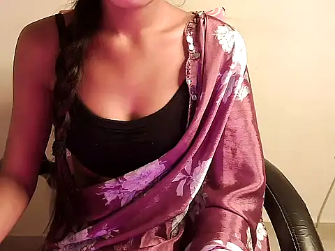 Snapshot of alia_rahil chatting on 7, 5, 2026 alia rahil online show from 7, 5, 2026
