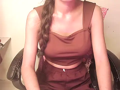 Snapshot of alia_rahil chatting on 18, 5, 2026 alia rahil online show from 18, 5, 2026