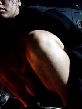 Yeszsexxy online show from 17, 11, 2025