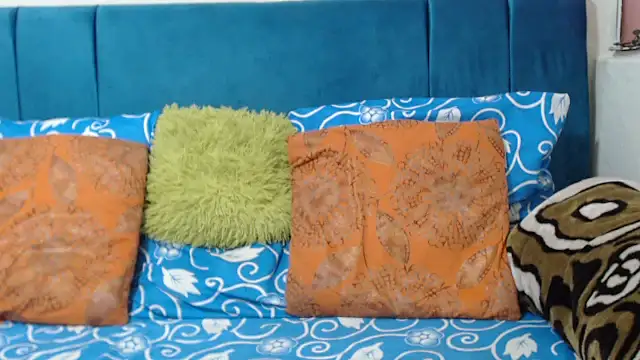 SweetSlenderChoc online show from 22, 4, 2026