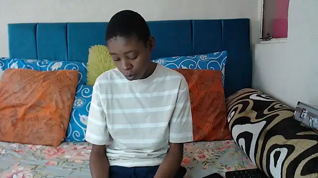 SweetSlenderChoc online show from 25, 4, 2026