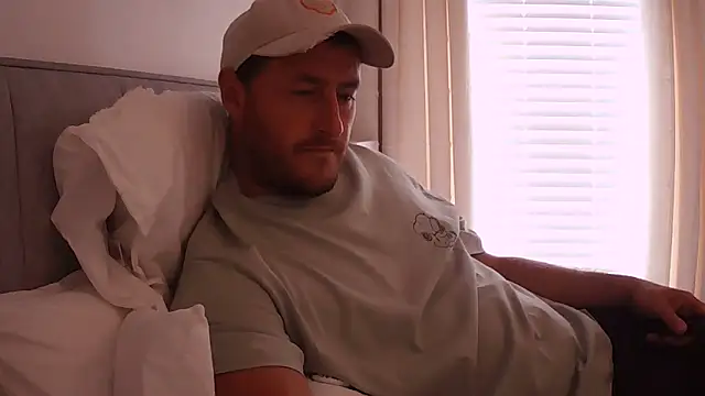 Londonlad818 online show from 10, 9, 2025