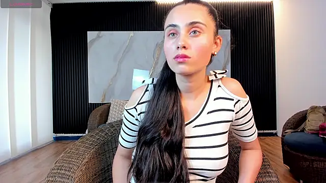 sofiapalacioss online show from 19, 9, 2025