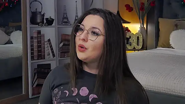 Snapshot of Mia_Swano chatting on 17, 12, 2025 Mia Swano online show from 17, 12, 2025