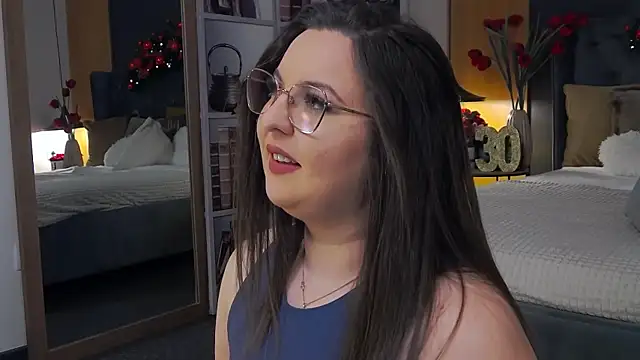 Snapshot of Mia_Swano chatting on 18, 12, 2025 Mia Swano online show from 18, 12, 2025