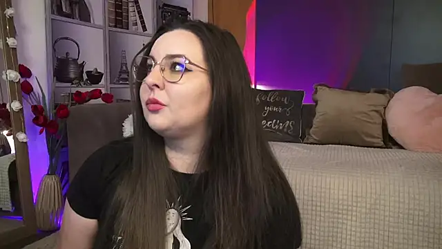 Mia Swano online show from 24, 5, 2026