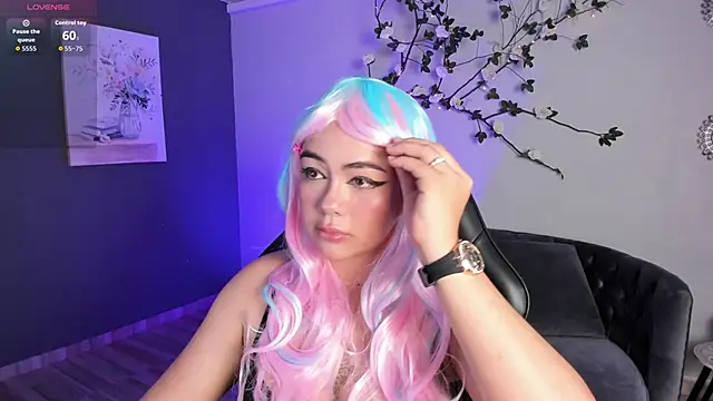 jasmincollin  online show from 7, 1, 2026