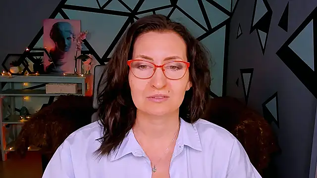 Snapshot of UnaTerra chatting on 6, 2, 2026 UnaTerra online show from 6, 2, 2026