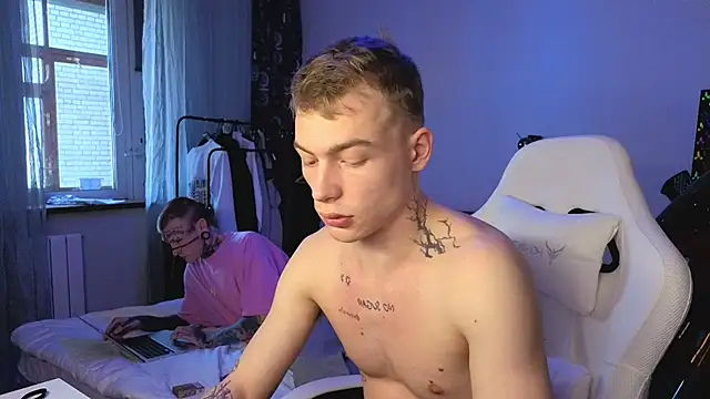 c10h15on1 online show from 11, 3, 2026