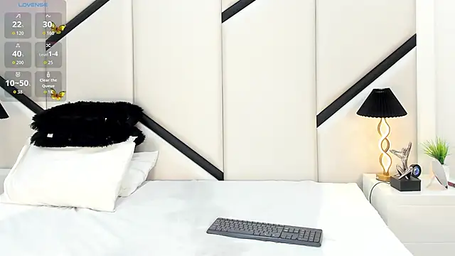 XimenaCosta online show from 25, 4, 2026