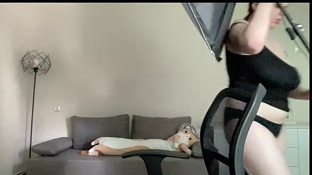 MillyBoo0 online show from 13, 6, 2026