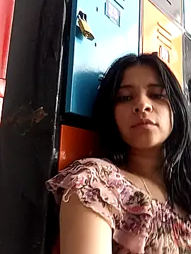 Snapshot of ValerieLove_ chatting on 22, 9, 2025 ValerieLove online show from 22, 9, 2025