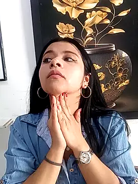 Snapshot of ValerieLove_ chatting on 25, 9, 2025 ValerieLove online show from 25, 9, 2025