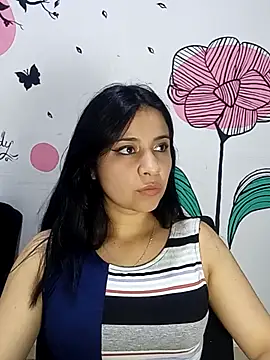 Snapshot of ValerieLove_ chatting on 26, 9, 2025 ValerieLove online show from 26, 9, 2025