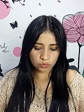 Snapshot of ValerieLove_ chatting on 9, 10, 2025 ValerieLove online show from 9, 10, 2025