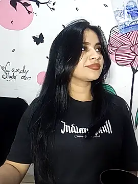 Snapshot of ValerieLove_ chatting on 17, 10, 2025 ValerieLove online show from 17, 10, 2025