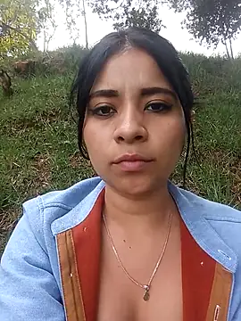 Snapshot of ValerieLove_ chatting on 17, 11, 2025 ValerieLove online show from 17, 11, 2025