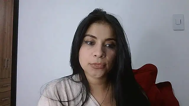 Snapshot of ValerieLove_ chatting on 25, 11, 2025 ValerieLove online show from 25, 11, 2025