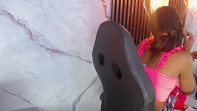 Penelopee Rouse online show from 9, 4, 2026