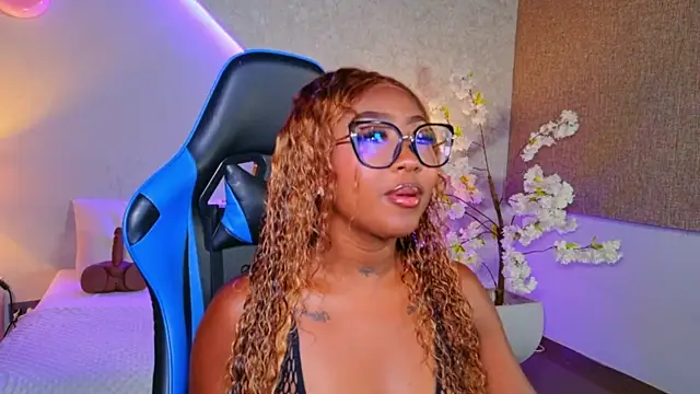 Kishalove  online show from 24, 6, 2026