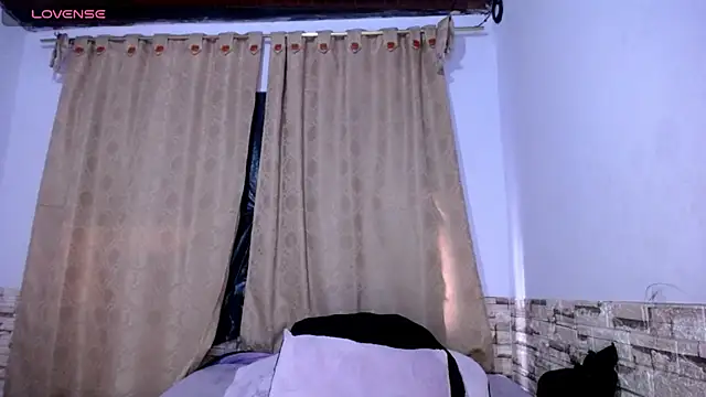 DaraKat18 online show from 9, 2, 2026