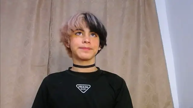 DaraKat18 online show from 28, 4, 2026