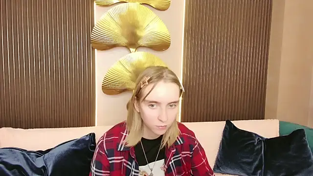 Beverly Gomes online show from 9, 9, 2025