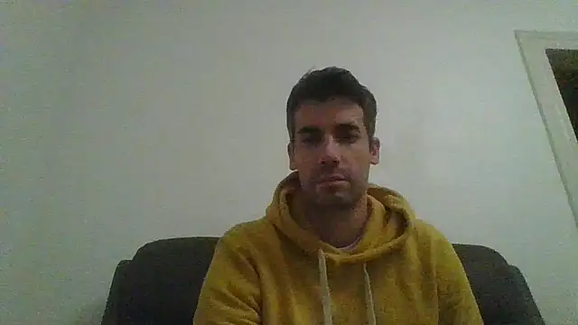 JulioIsHere4you online show from 5, 10, 2025