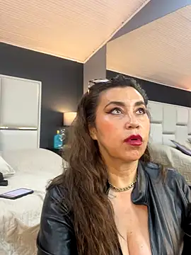 Samantha Milf   online show from 13, 9, 2025