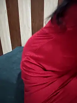 Snapshot of your_favourite_bhabhi chatting on 22, 11, 2025 your favourite bhabhi online show from 22, 11, 2025