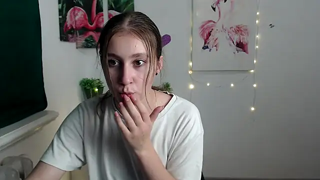 Milka kamila online show from 9, 10, 2025